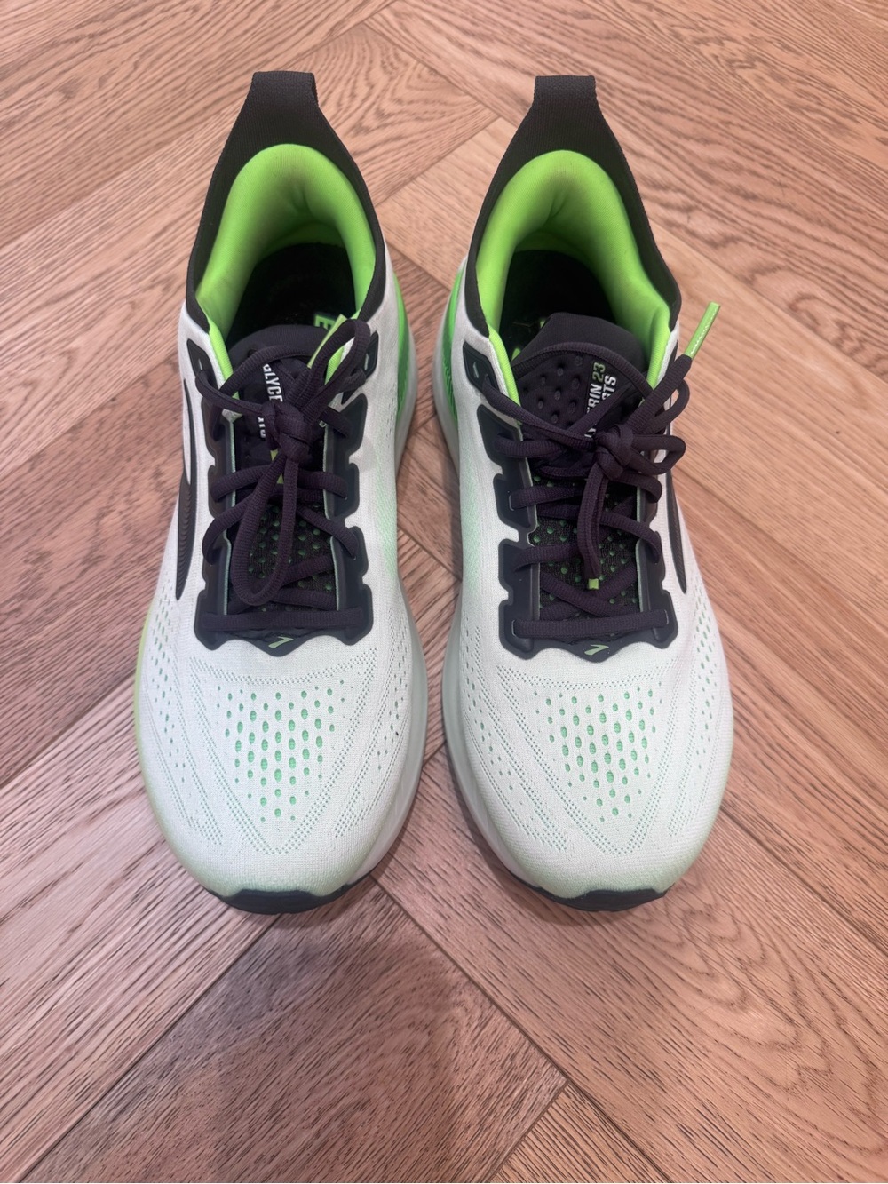 Brooks glycerin 23 - worn once - Picture 12 of 15